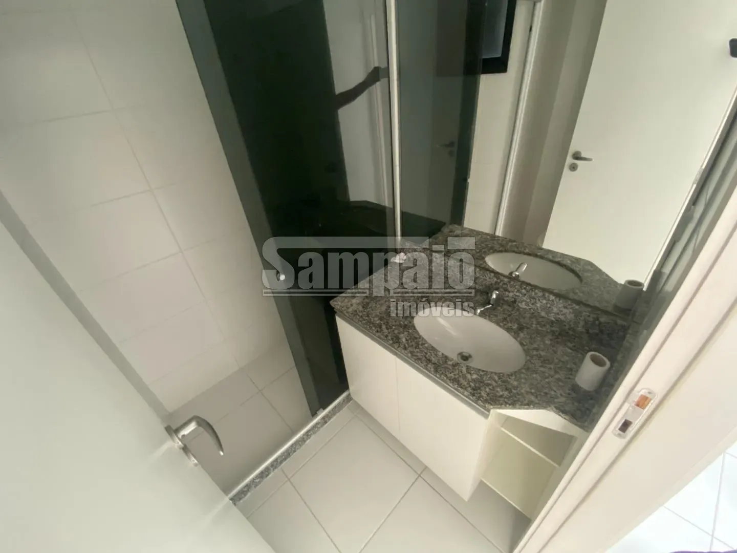 2-bedroom apartment in a building with a sauna — photo 21