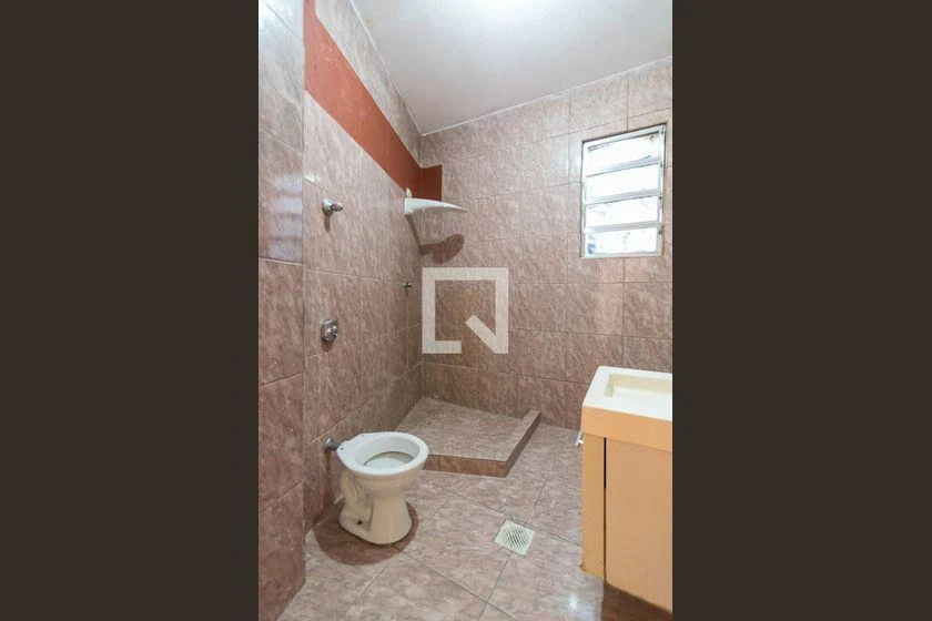 Unfurnished apartment with 1 bedroom and 1 bathroom — photo 36