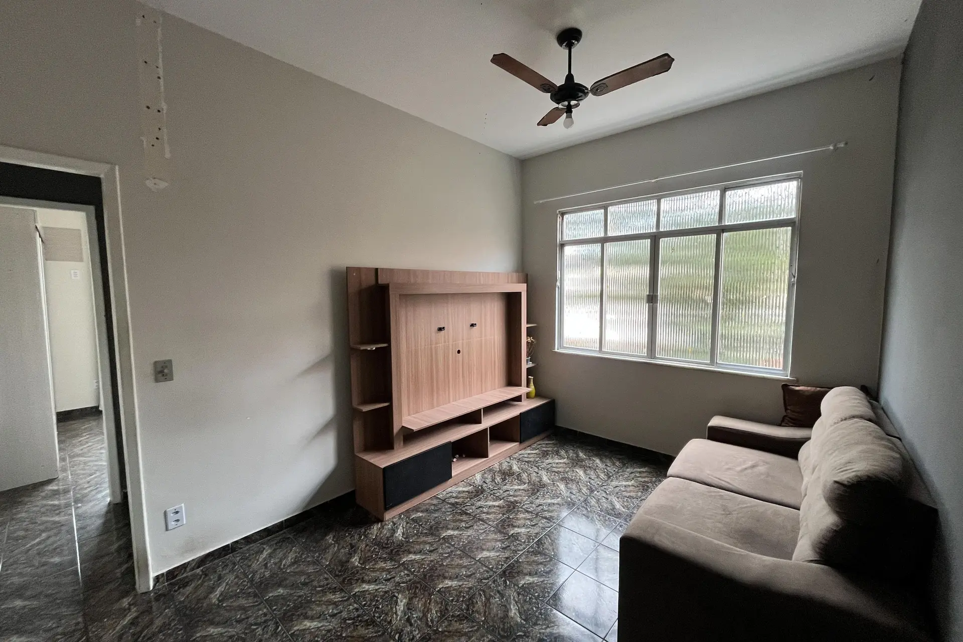 1-bedroom apartment with balcony and 1 parking space