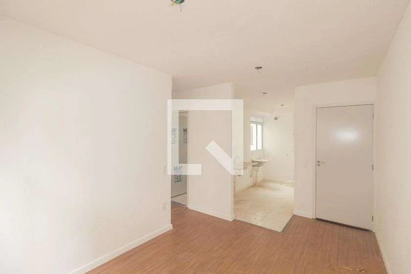Apartamento de 40 m² com 2 quartos e vaga