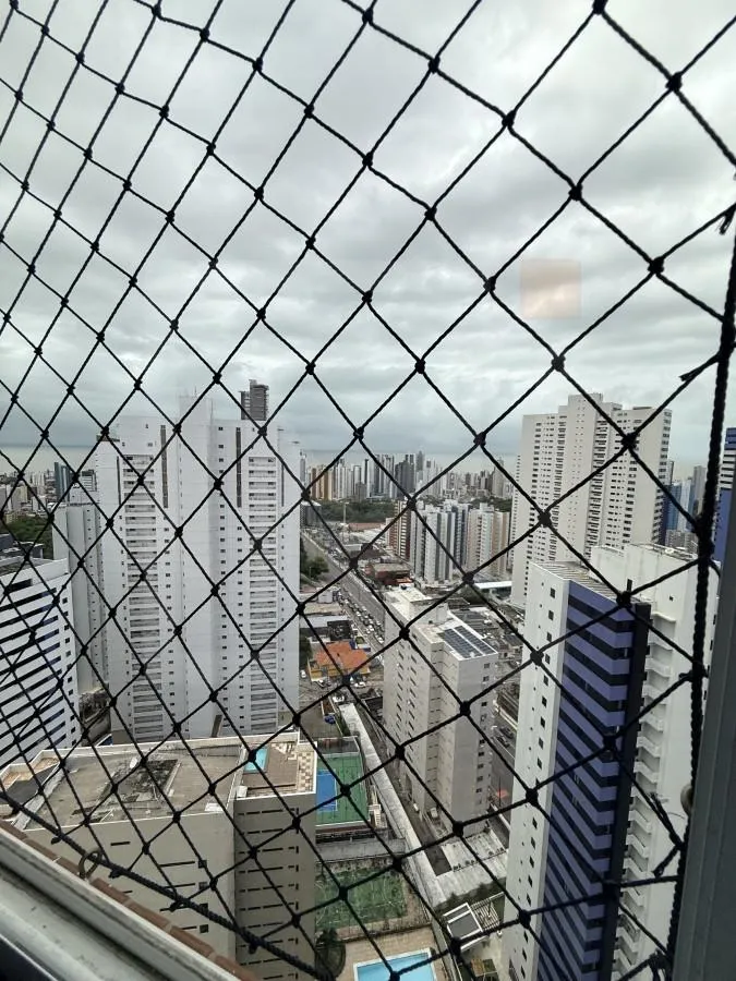 Furnished 163 m² apartment on the 26th floor with 4 bedrooms — photo 47