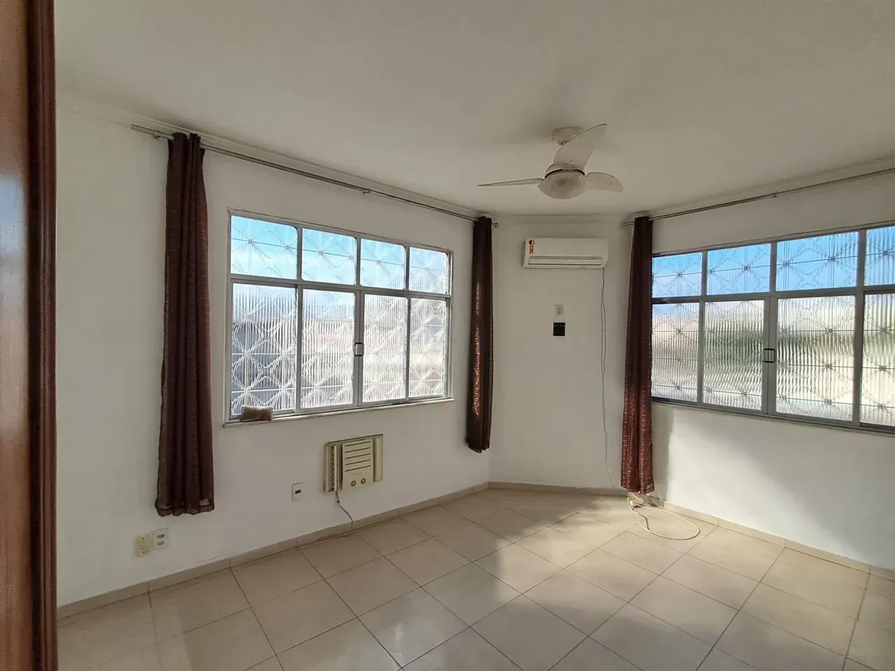 3-bedroom apartment with 2 bathrooms and one parking spot — photo 12