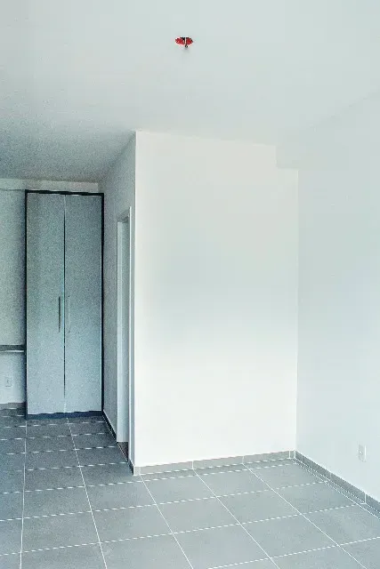 One-bedroom apartment in a building with a pool — photo 5