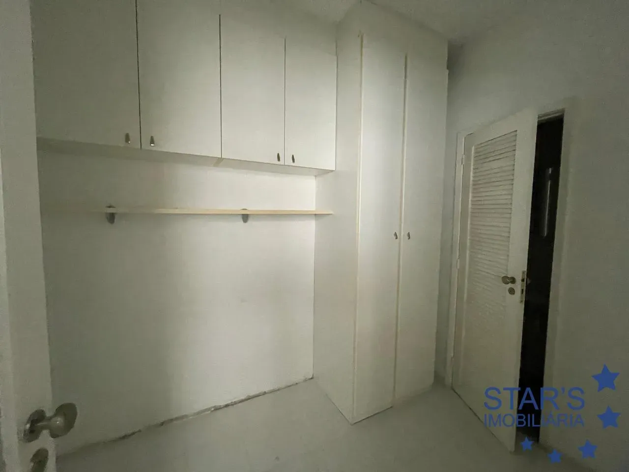 4-bedroom apartment, 1 with its own bathroom, 152 m² — photo 19