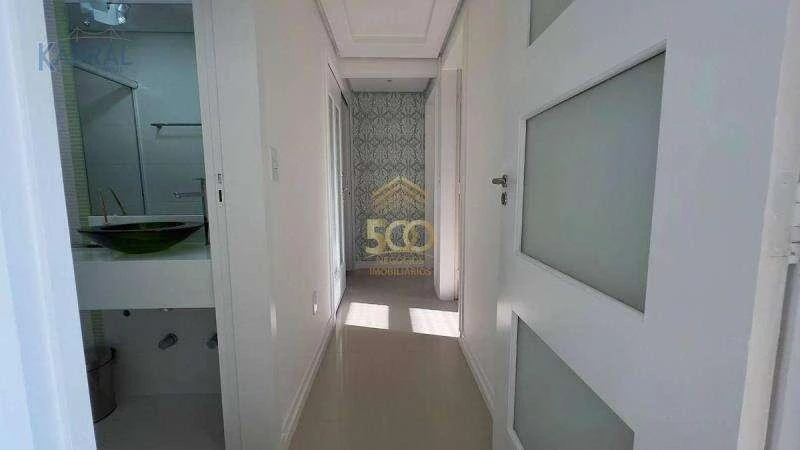 Furnished 3-bedroom apartment with enclosed balcony — photo 24