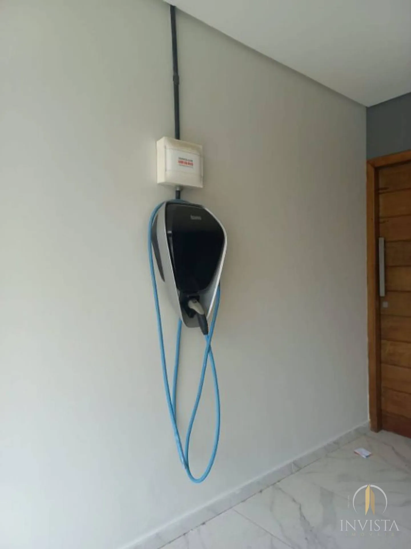 Furnished house, 481 m², with floor-to-ceiling windows — photo 20