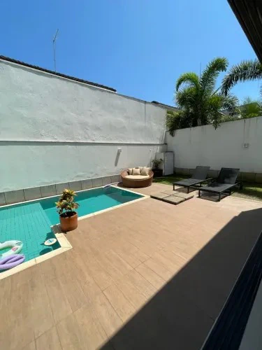 Furnished house, 280 m², with floor-to-ceiling windows — photo 6