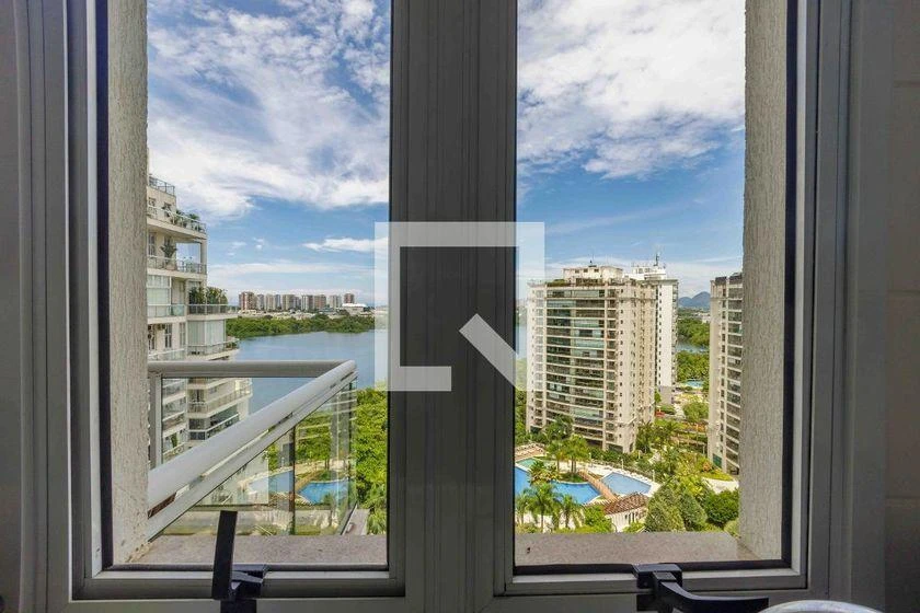 Furnished 136 m² 1-bedroom apartment with 2 parking — photo 35