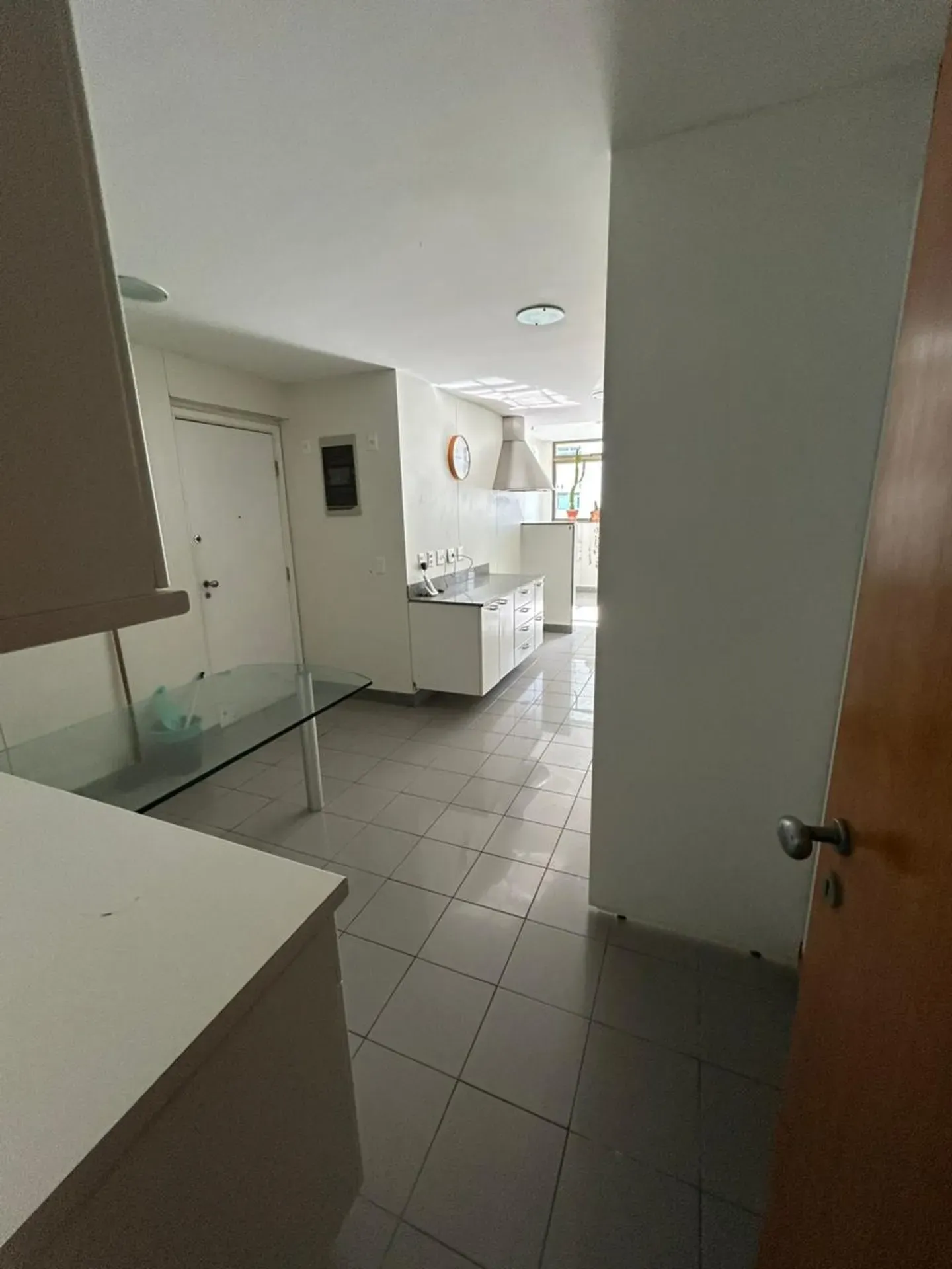 4-bedroom apartment with a water view — photo 26