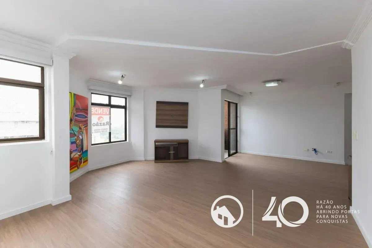 Apartment, 148 m², with a glass-enclosed balcony — photo 18