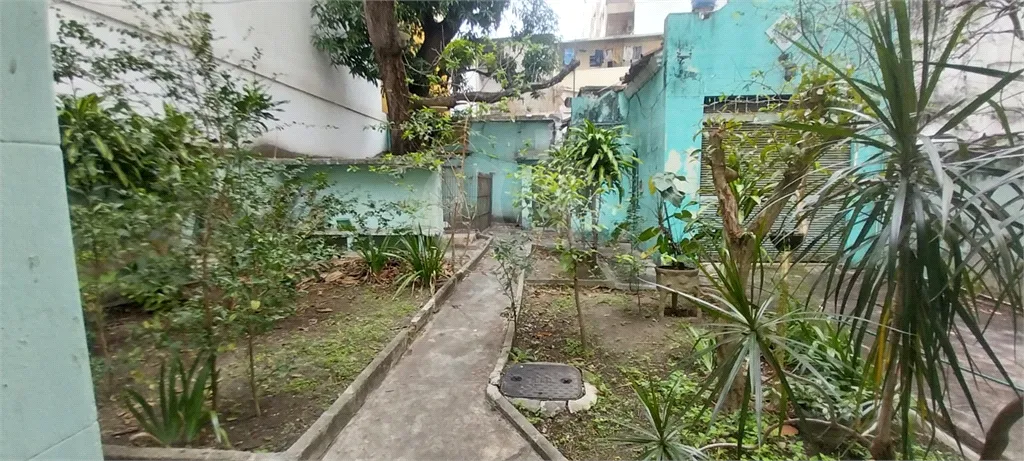 Casa de 226 m² con 6 habitaciones y jardín privado — photo 20