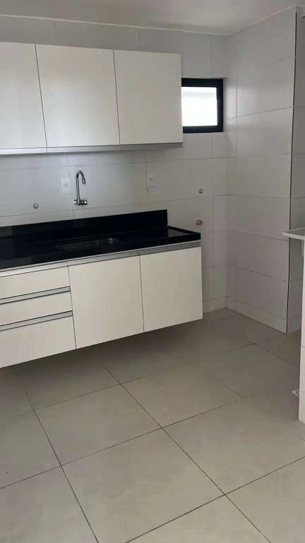 76 m² apartment with 3 bedrooms and a balcony — photo 2