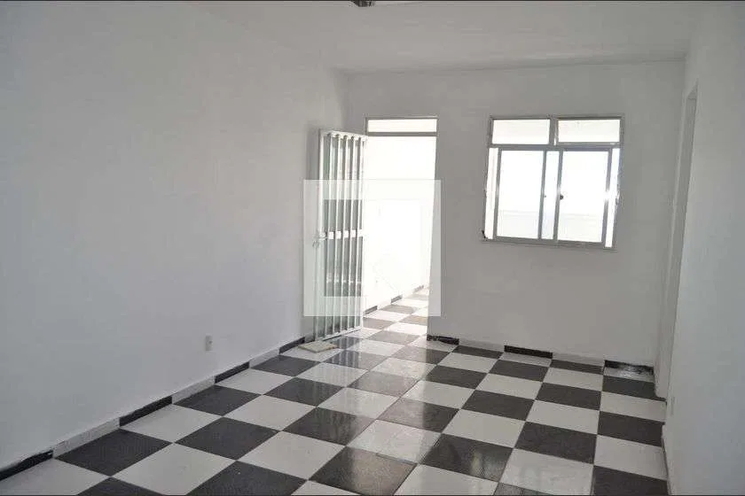 Rental house with a suite and 6 bedrooms — photo 19