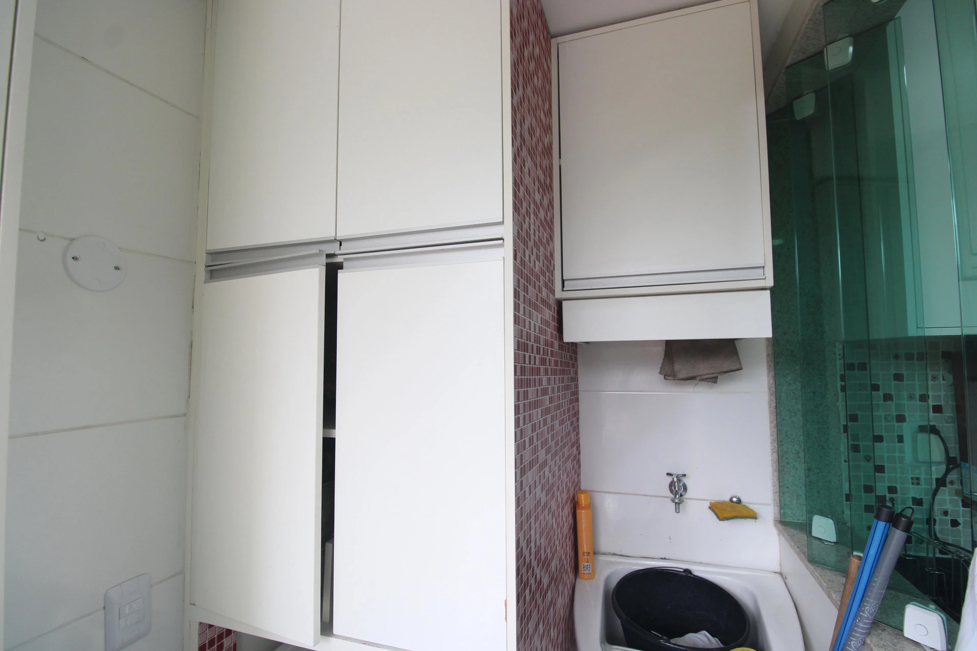Casa mobiliada com 3 suítes e cozinha aberta com fogão a gás — photo 57