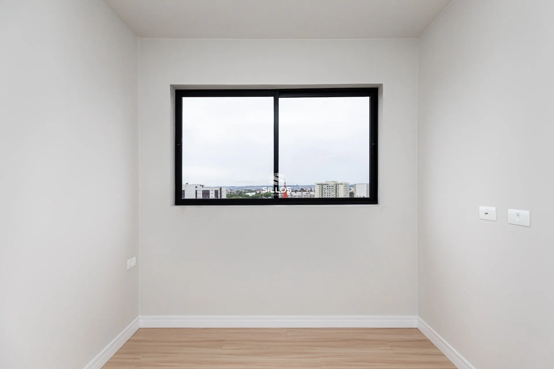 Home office in a 2-bedroom apartment, 59 m² — photo 3