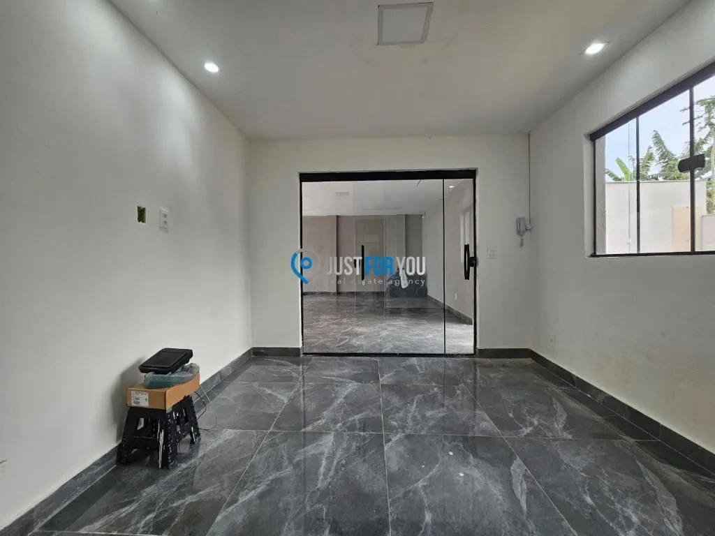 House with 4 bedrooms and an open-air shared pool — photo 22