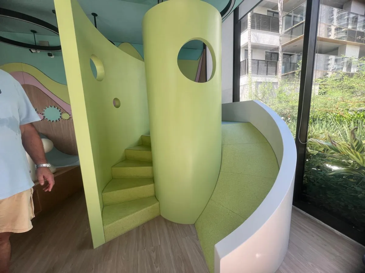 Apartamento mobiliado de 3 quartos com vista para a água — photo 35