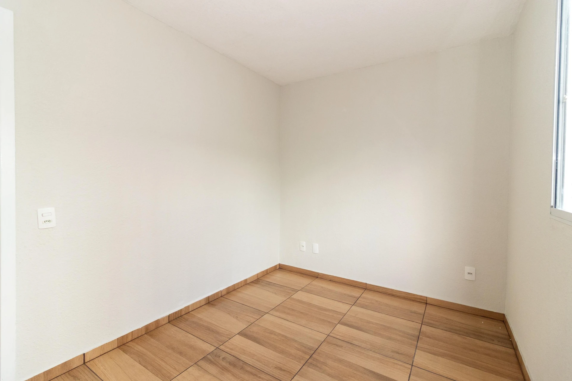 2-bedroom apartment with an open-plan kitchen — photo 30