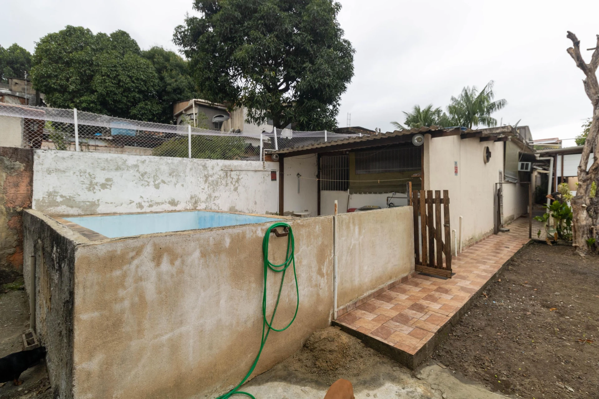Casa amueblada con 6 dormitorios, 3 baños y jardín propio — photo 38