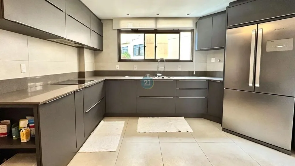 Квартира 254 м² с 3 спальнями-сьютами и прачечной — photo 14
