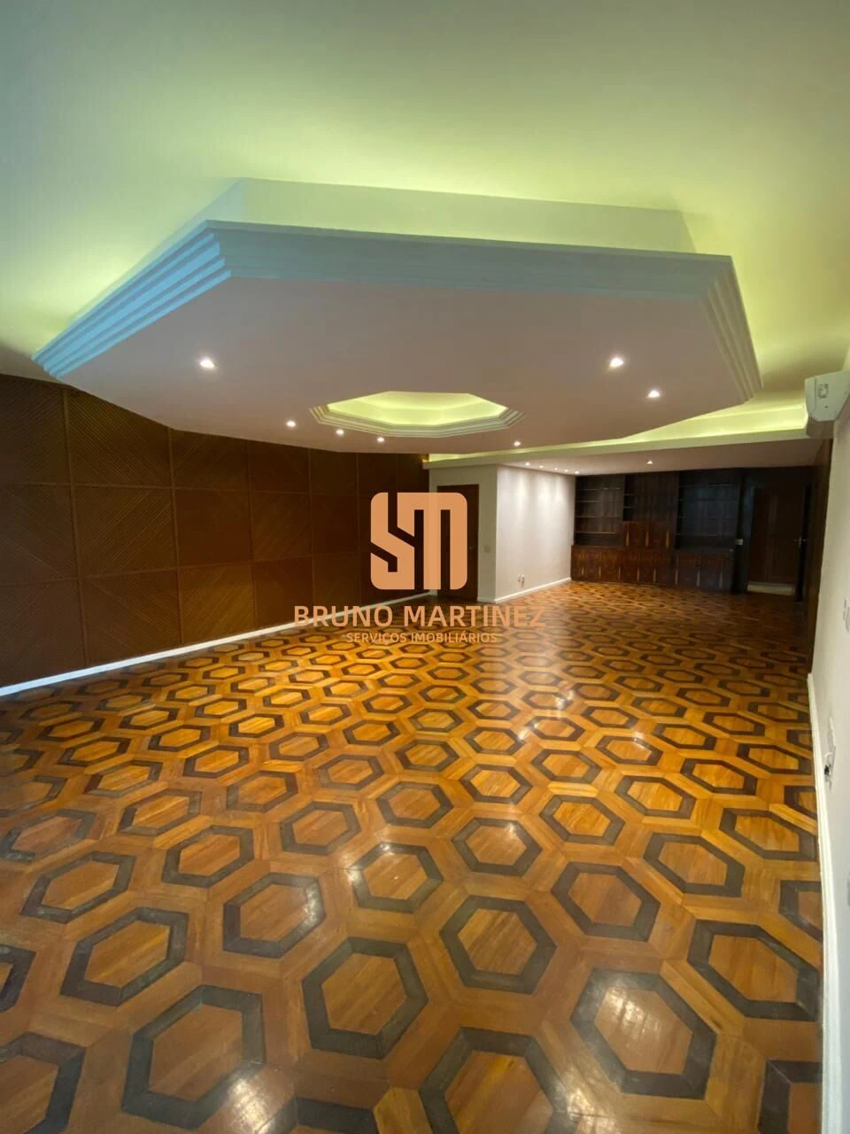 Apartamento sem mobília de 219 m² com 4 quartos e 5 banheiros — photo 4