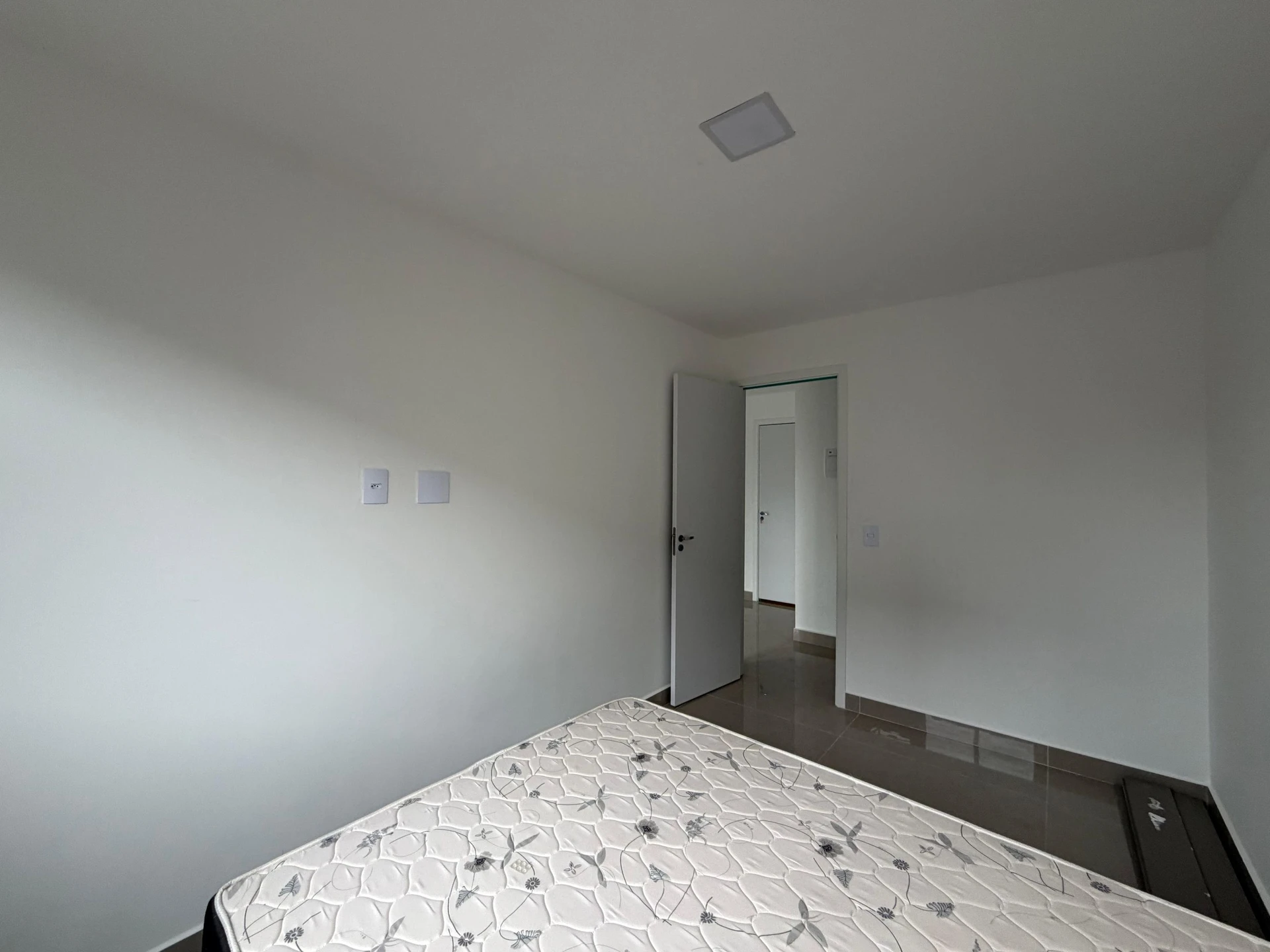 Apartamento amueblado de 1 dormitorio y cocina integrada — photo 13