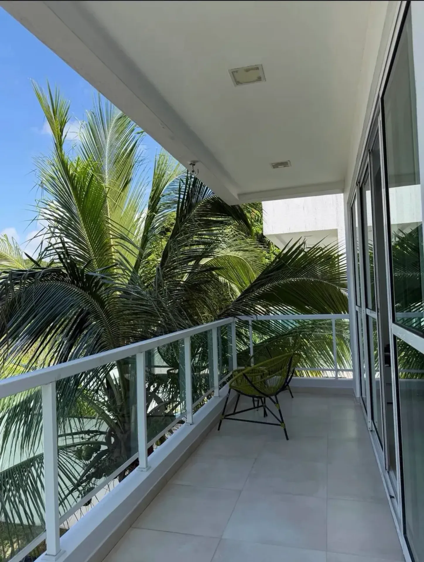 Furnished 3-bedroom house with private garden and parking — photo 9