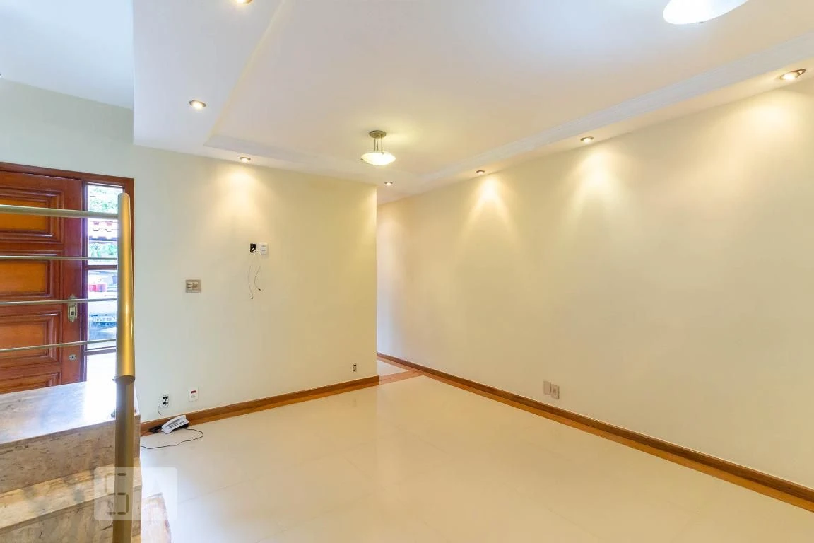4-bedroom house with a jacuzzi in Rio de Janeiro — photo 27