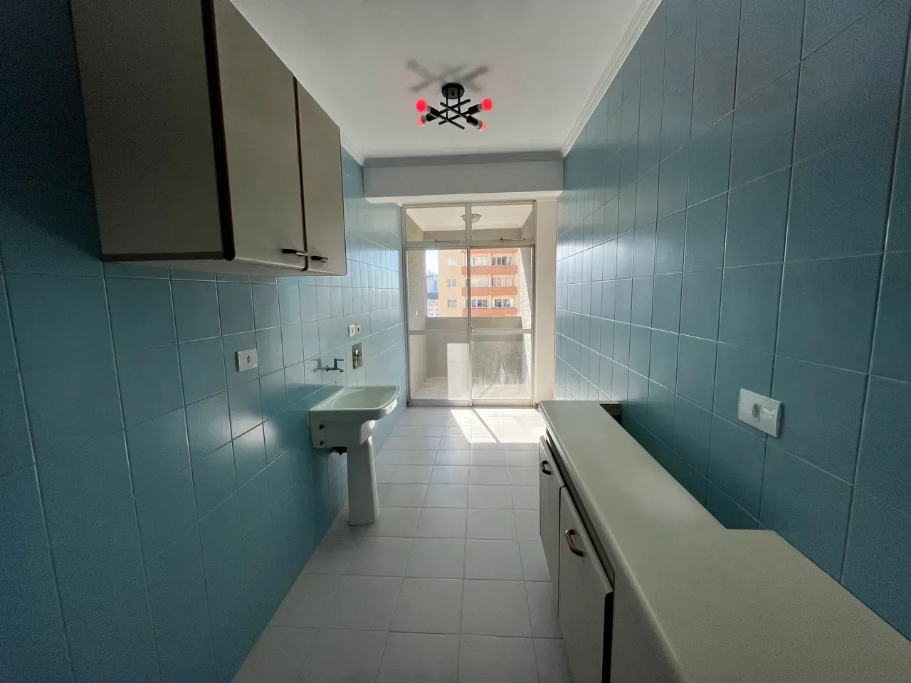 3-bedroom apartment with 3 bathrooms and 2 parking — photo 8
