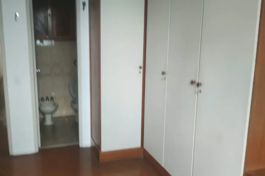 One-bedroom apartment with a home office in Rio de Janeiro — photo 17