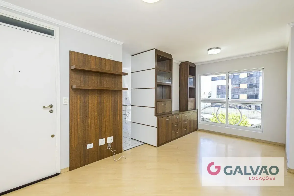Home office in a 3-bedroom apartment, 58 m²