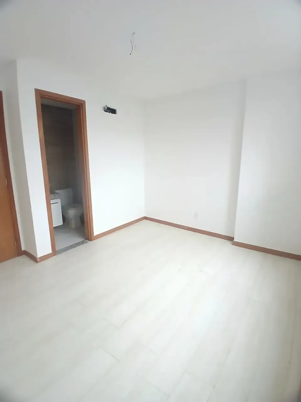 3-bedroom apartment with 3 bathrooms and 2 parking spots — photo 5