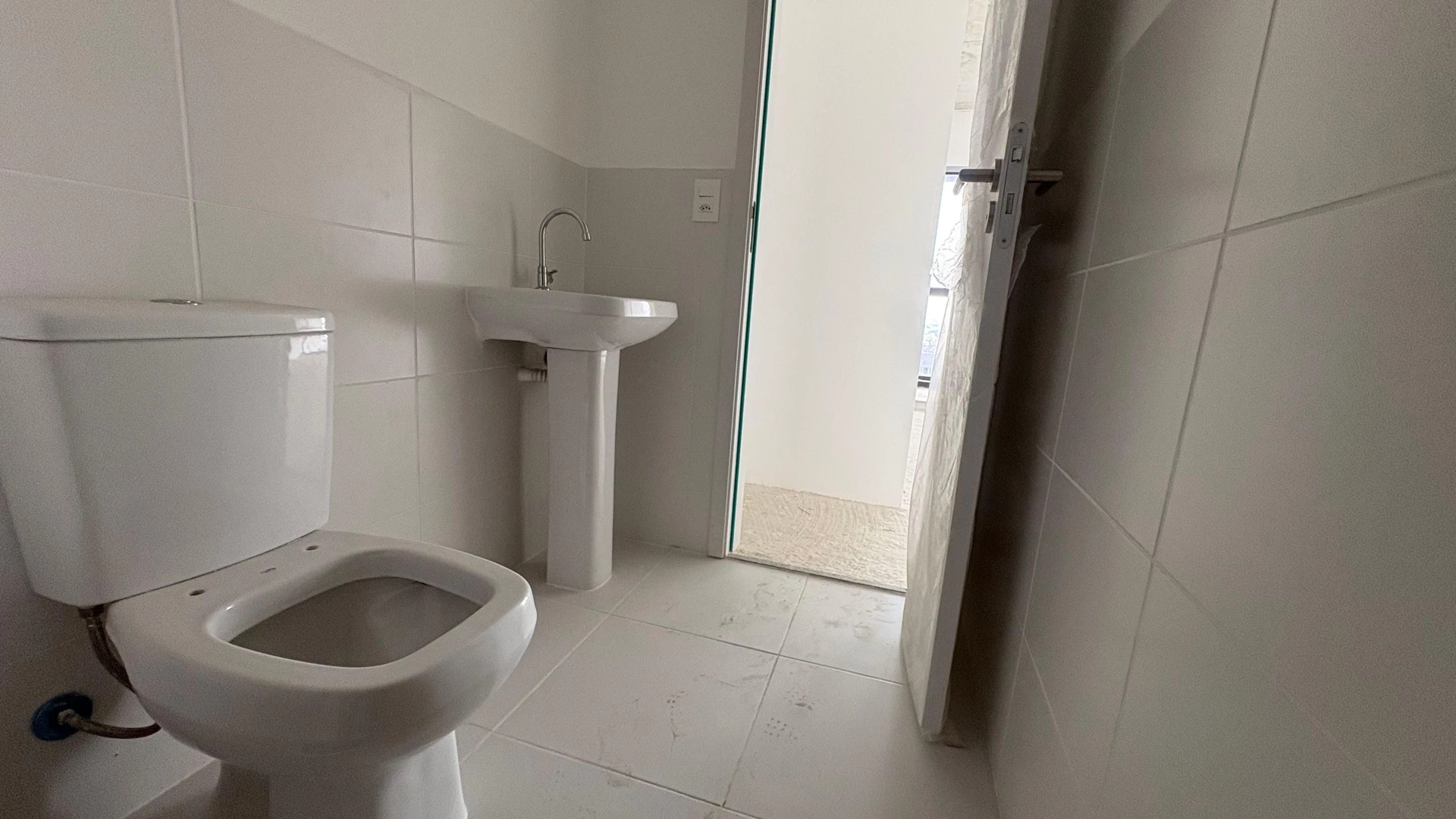 2-bedroom apartment with a mountain view in Rio de Janeiro — photo 39