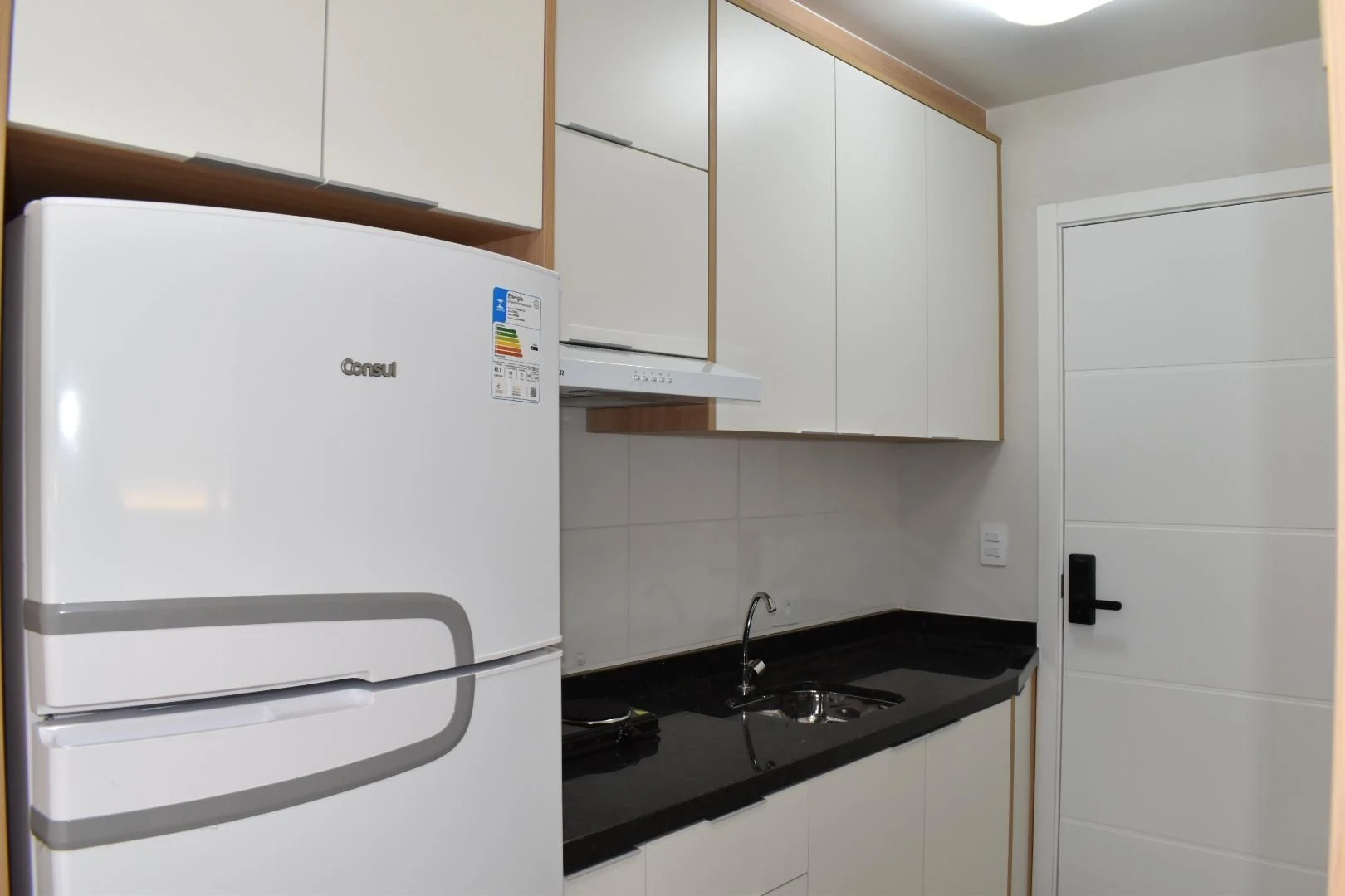 Monoambiente amueblado, 29 m², con balcón cerrado con vidrio — photo 16