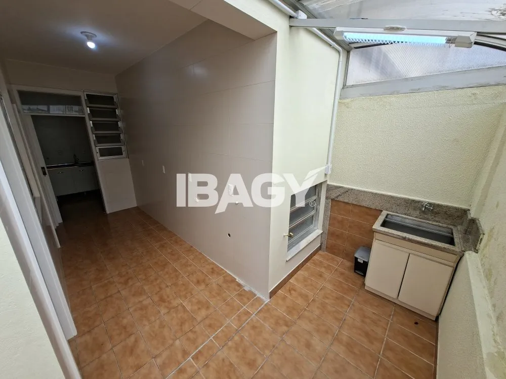 Apartamento de 4 dormitorios con chimenea y 1 suite — photo 5