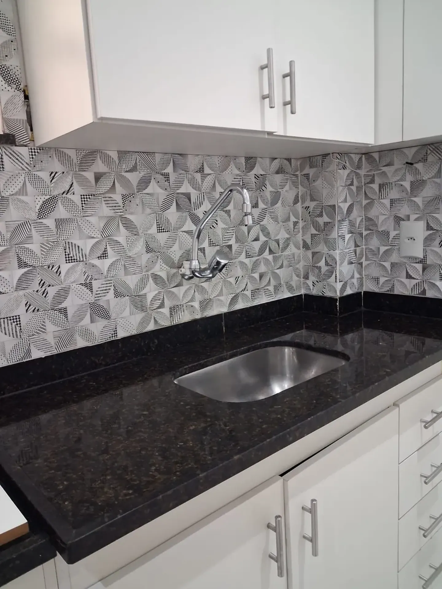 1 quarto e piso de madeira ou laminado: apartamento de 34 m² — photo 2