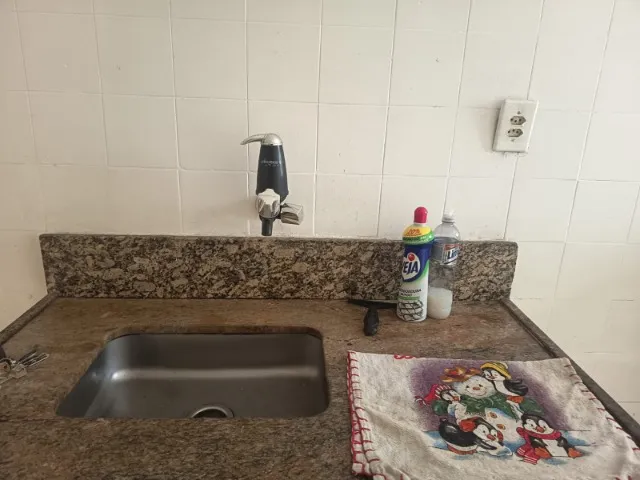 2-bedroom apartment in a building with a gym — photo 10
