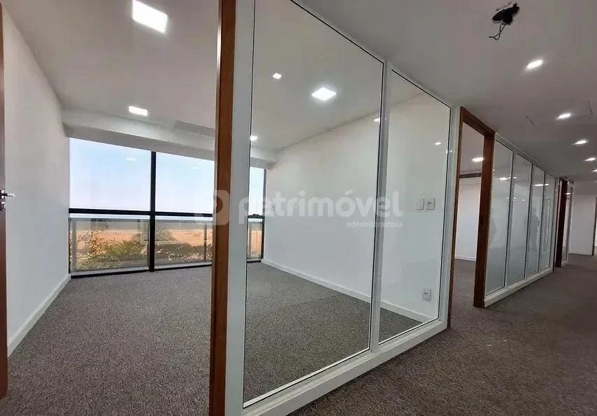 Пустая квартира 309 м² с кондиционером — photo 7