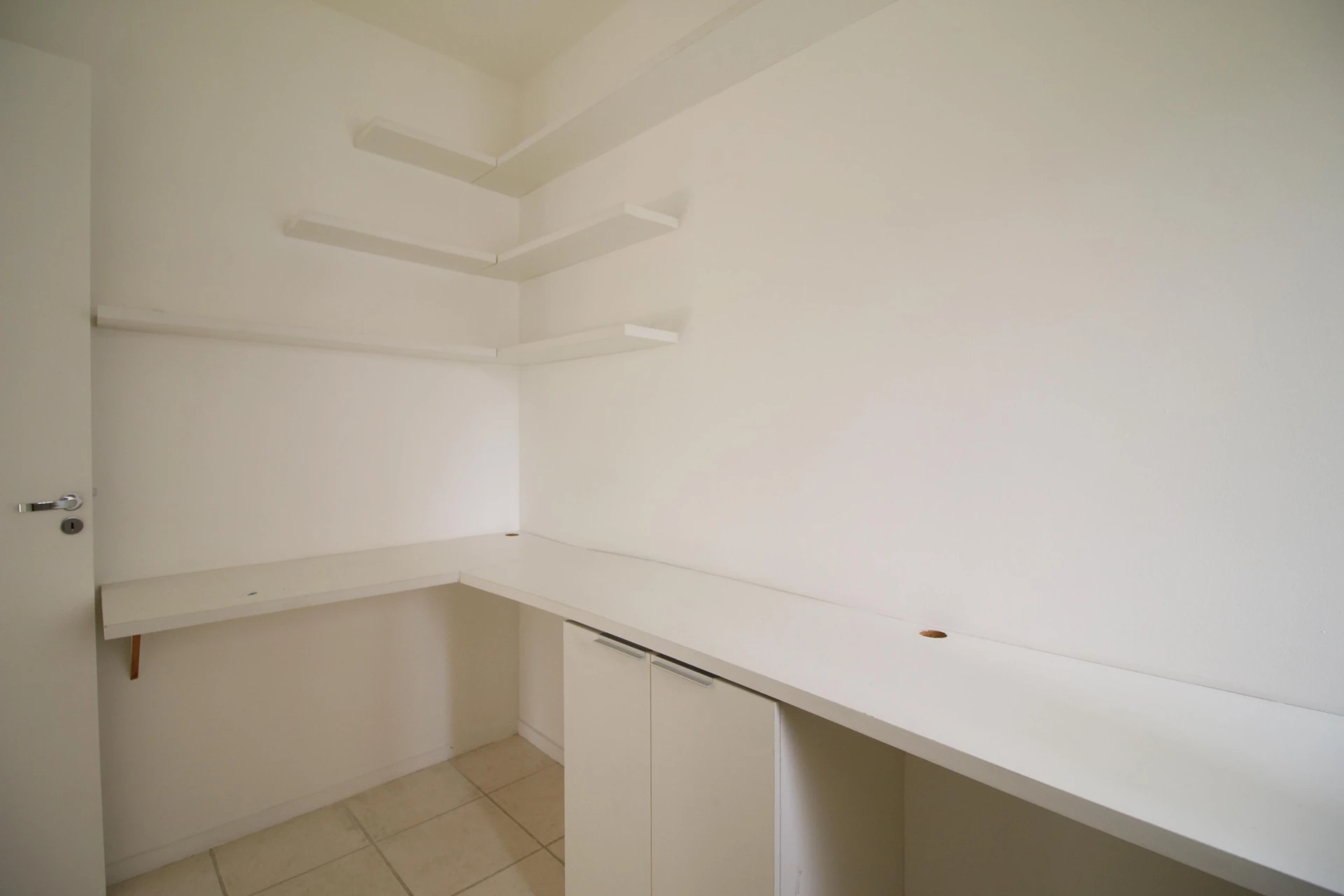 Apartamento de 4 quartos com vista para as montanhas — photo 38