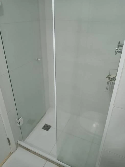64 m² apartment with balcony, 2 bedrooms and 2 bathrooms — photo 4