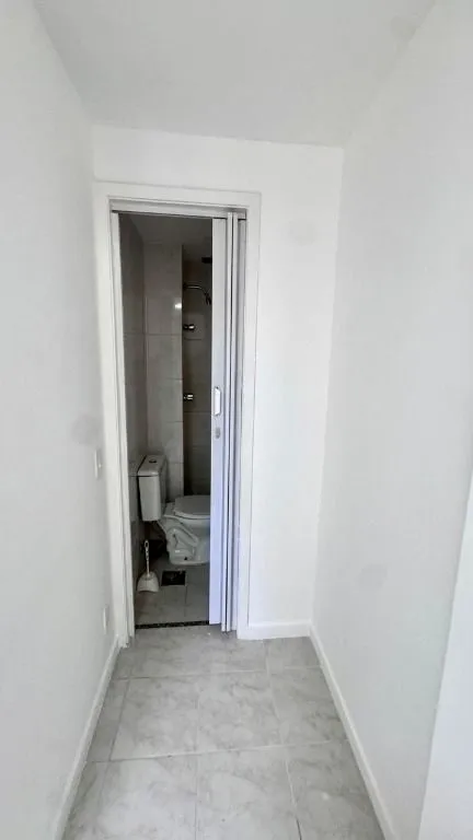 Квартира на 6-му поверсі з робочим місцем — photo 16