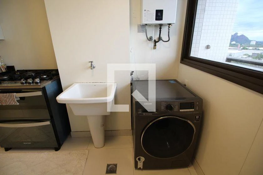 130 m² apartment with 3 bedrooms and enclosed balcony — photo 45
