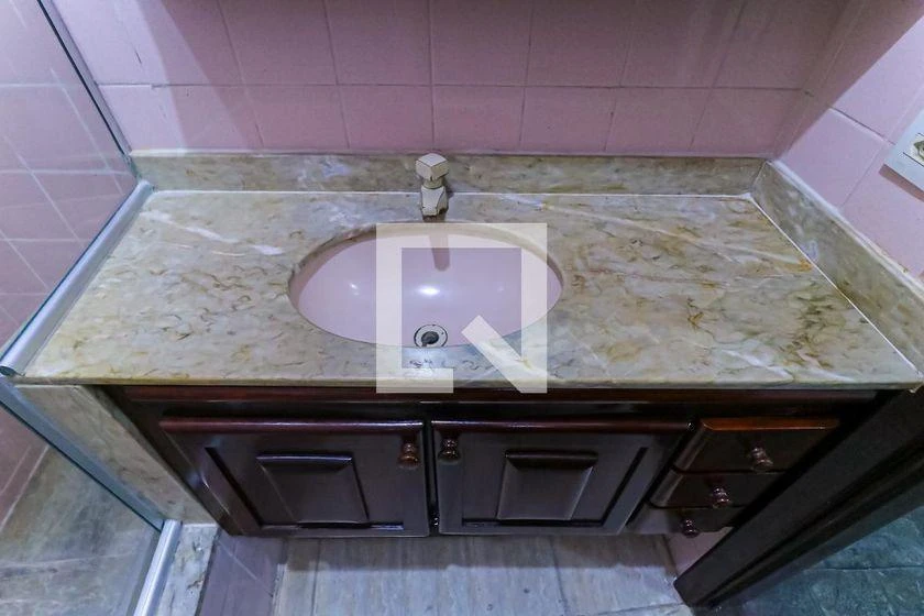 House, 240 m², with a bathtub — photo 36