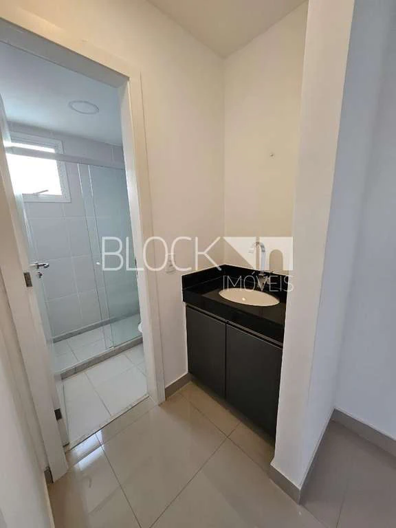 1-bedroom rental apartment with balcony and 48 m² — photo 18