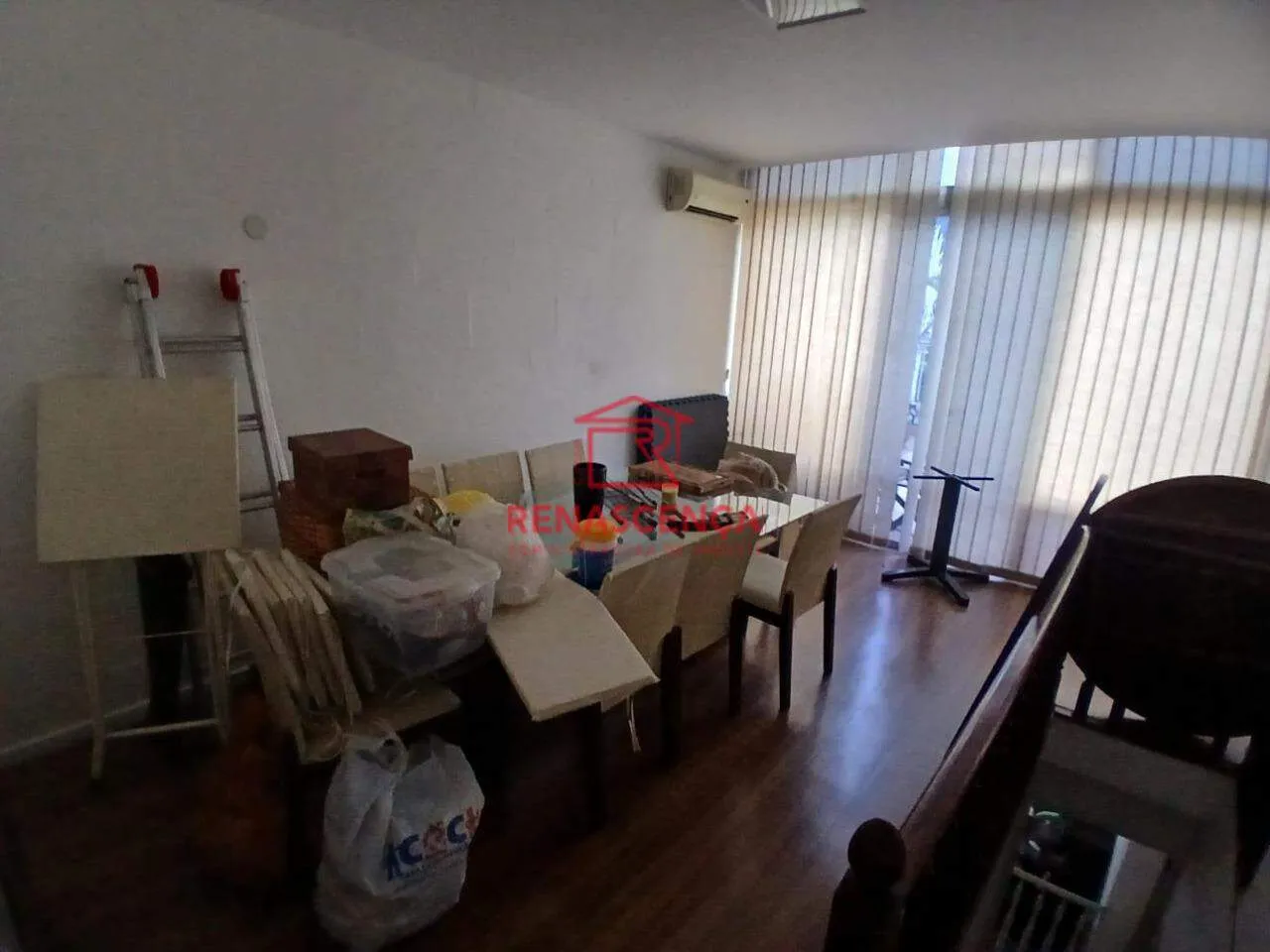 Mountain view in a 3-bedroom apartment, 208 m² — photo 21