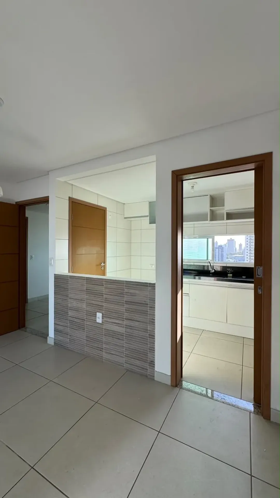 Bathtub in a 3-bedroom apartment, 87 m² — photo 19