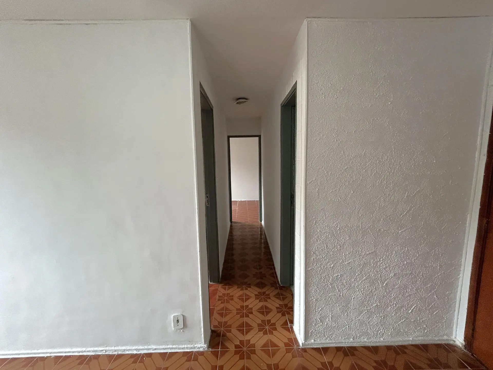2-bedroom apartment with mountain views — photo 19