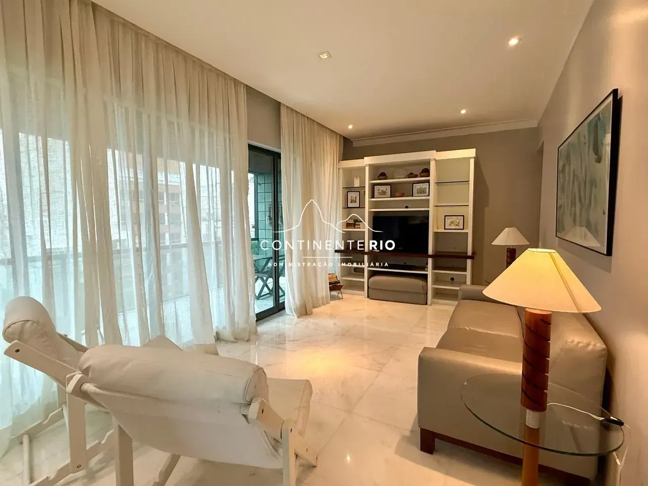 2-bedroom 90 m² apartment with air conditioning — photo 15