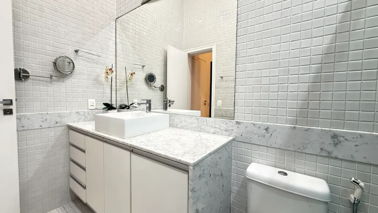 Furnished 103 m² apartment with 2 bedrooms and garden — photo 21