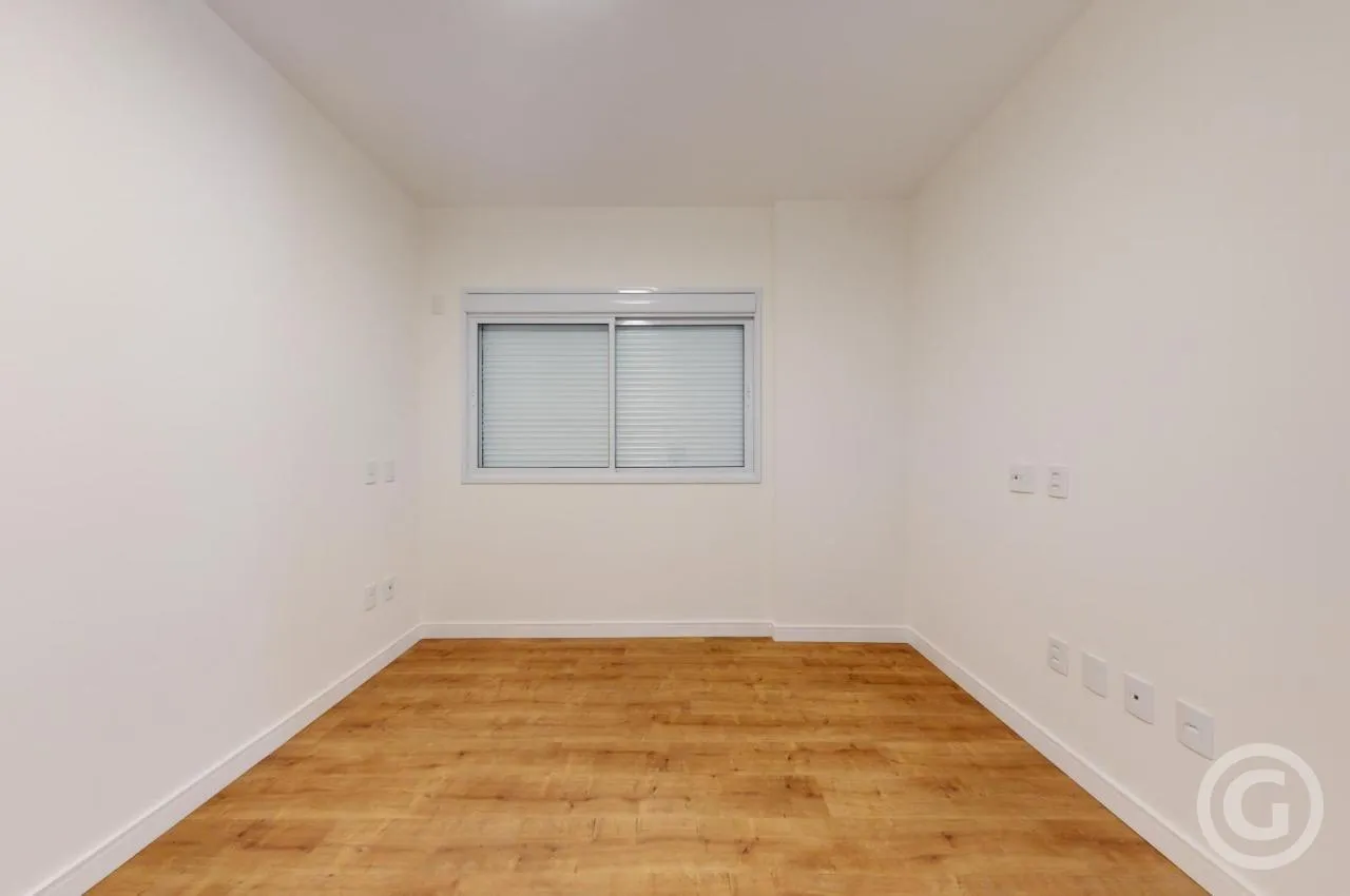 Квартира 73 м² с 2 спальнями и открытой кухней — photo 12
